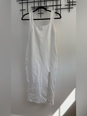 Forever 21 White Bodycon Midi Dress Sleeveless Slit Size M